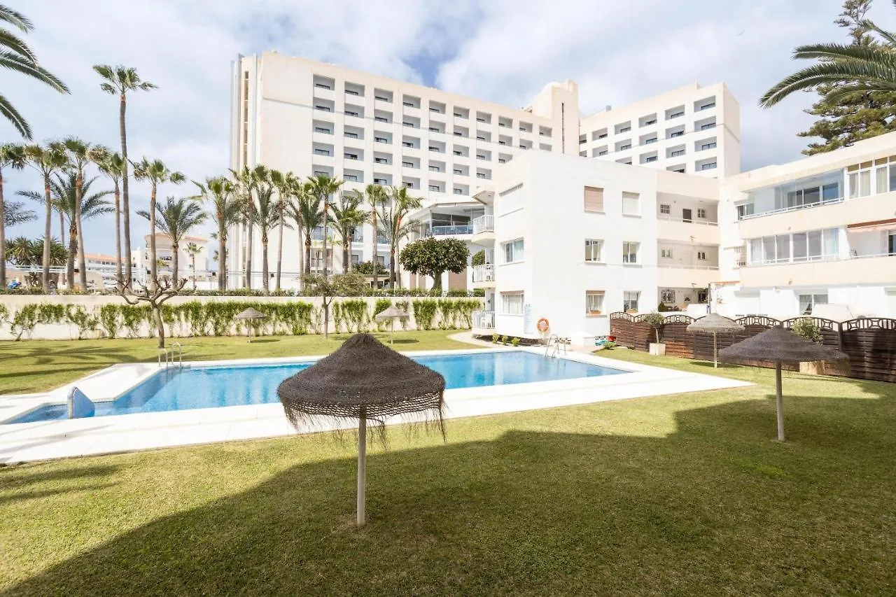 A214 Chic Front Line Apartment Nerja